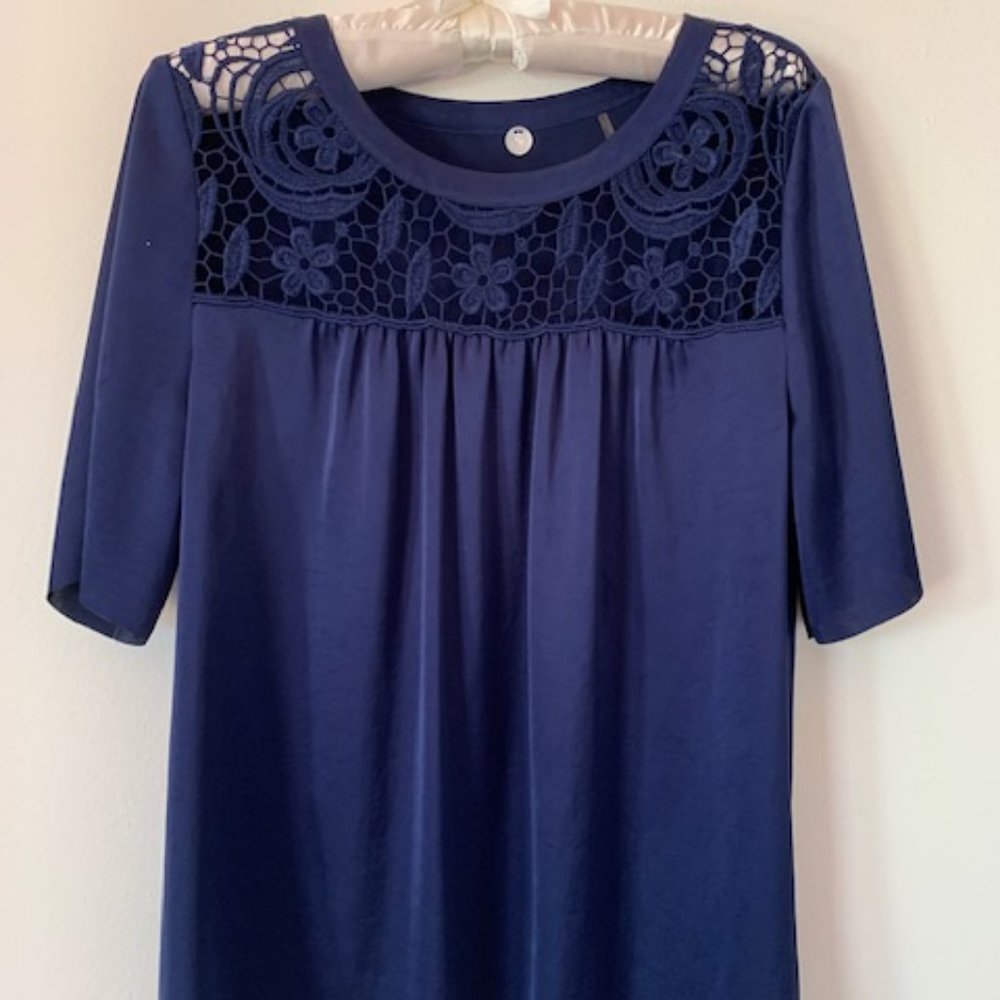 Margaret O'Leary  Navy Blue Cut-Out Blouse Size 4